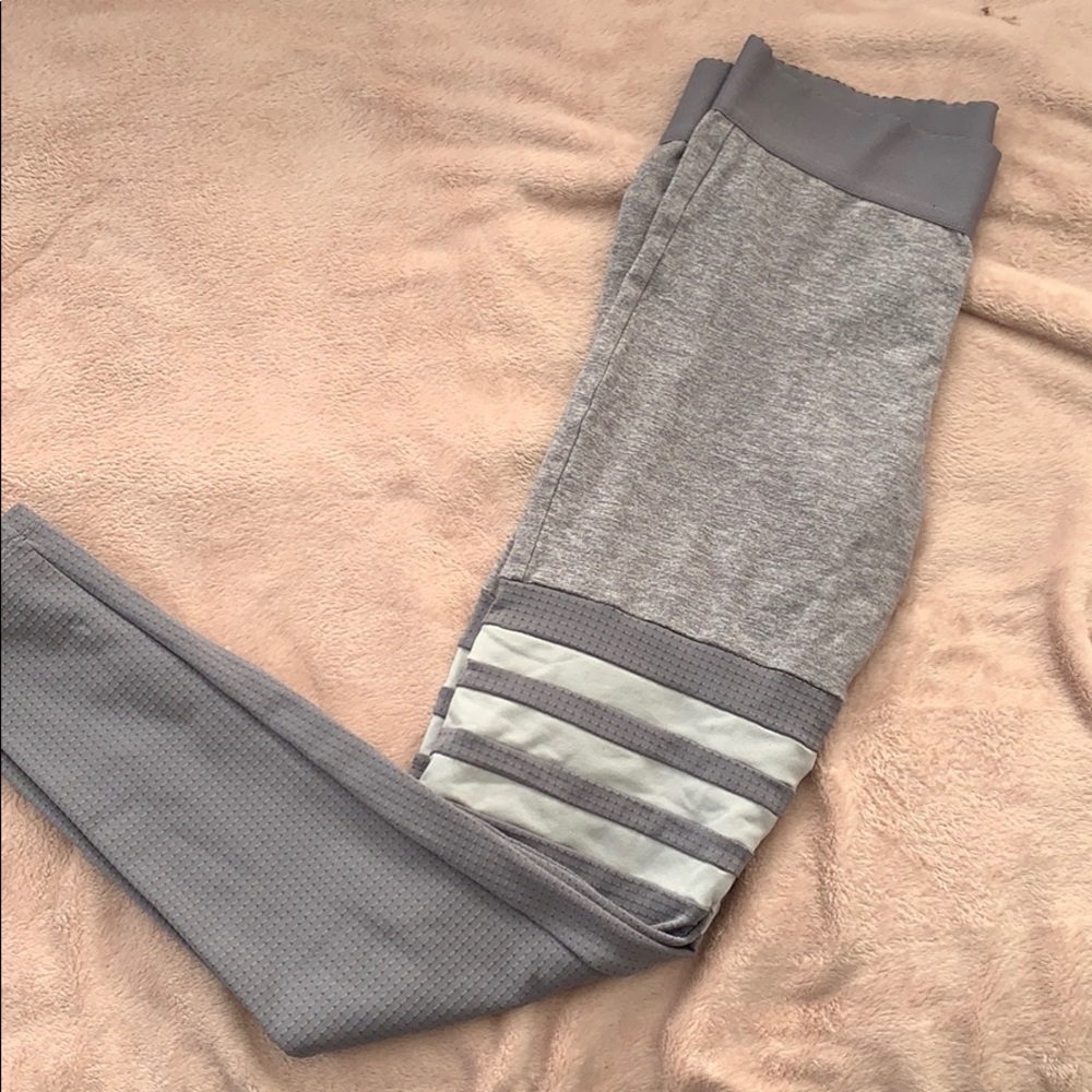 Bombshell sportswear sock leggings